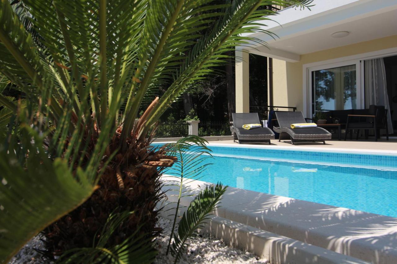 Villa Beachfront Sea Palace Kaštela Exteriér fotografie