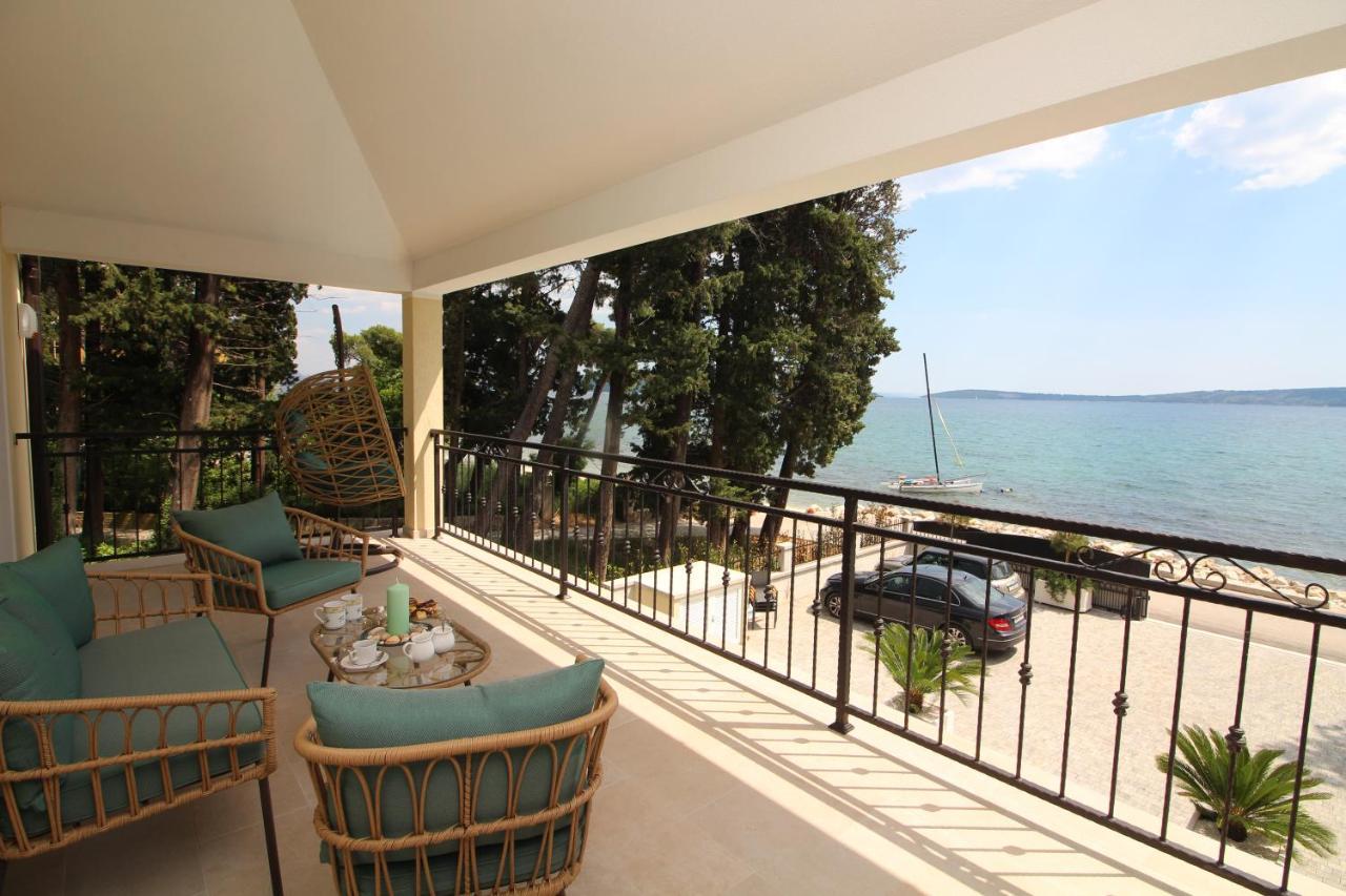 Villa Beachfront Sea Palace Kaštela Exteriér fotografie